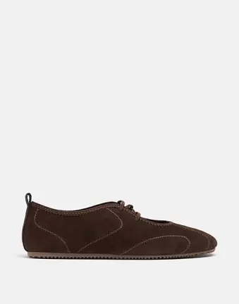 Stradivarius Leather sneaker-ballerinas with elastic strap in brown