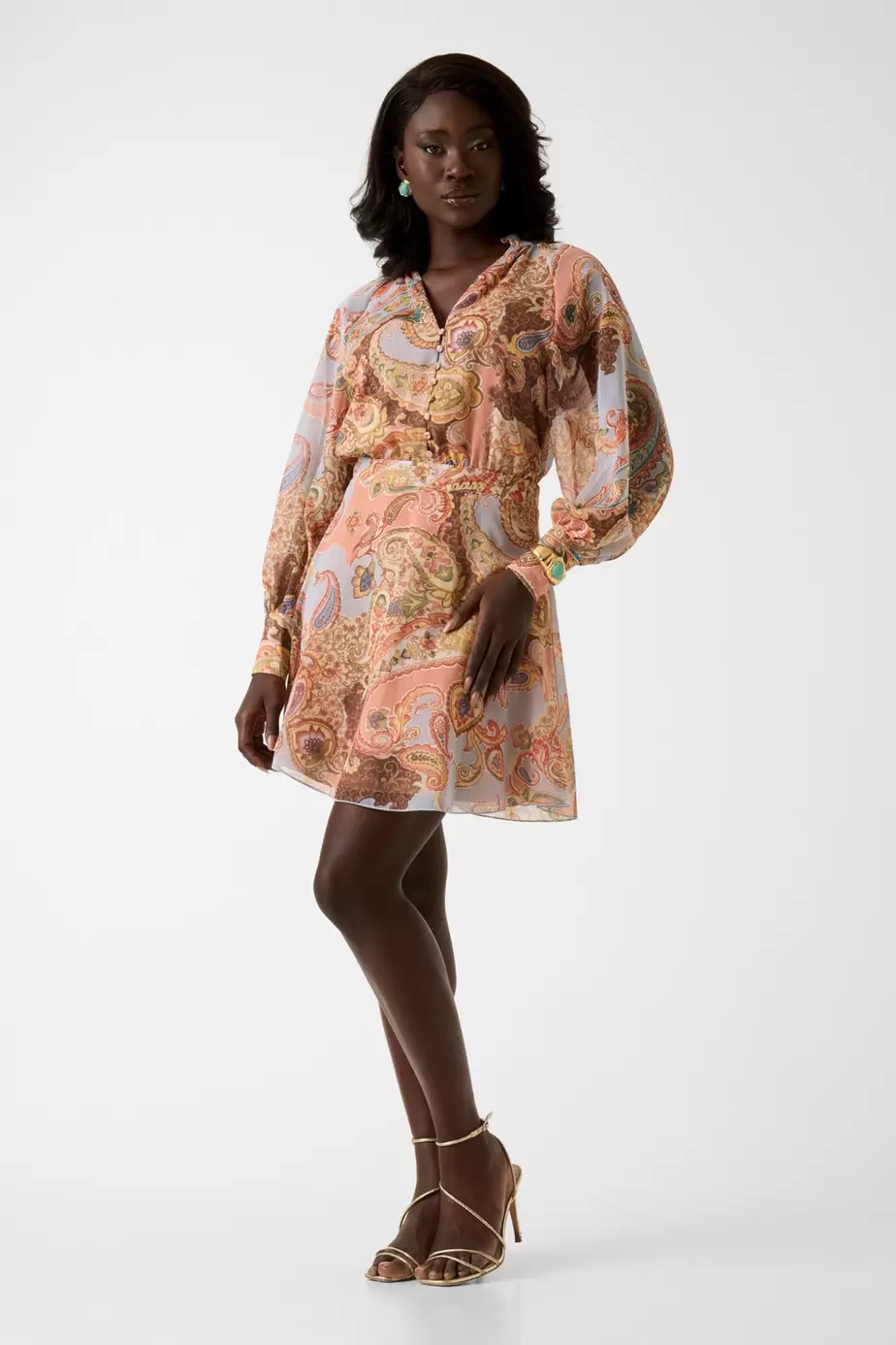 Vestido con estampado paisley