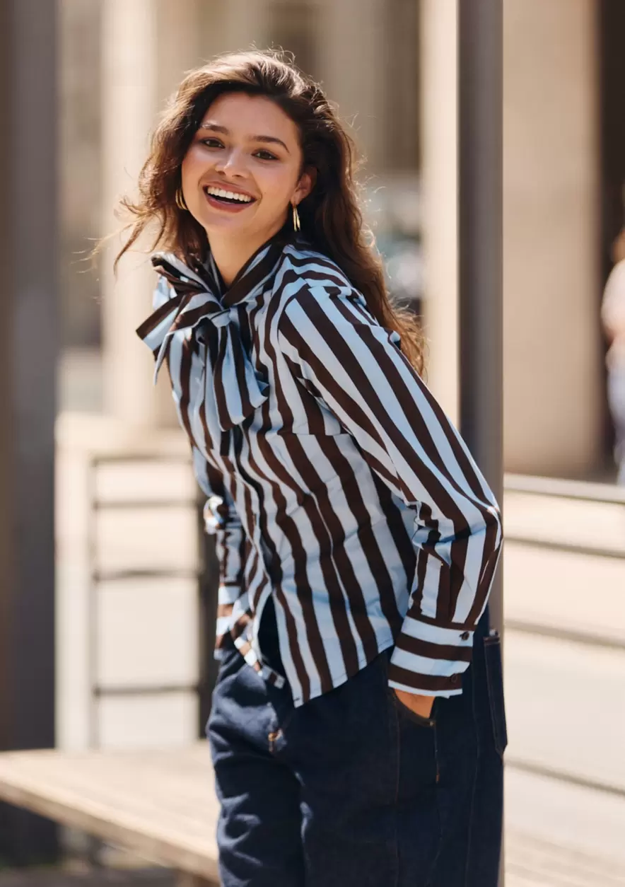 Blouse à noeud rayée