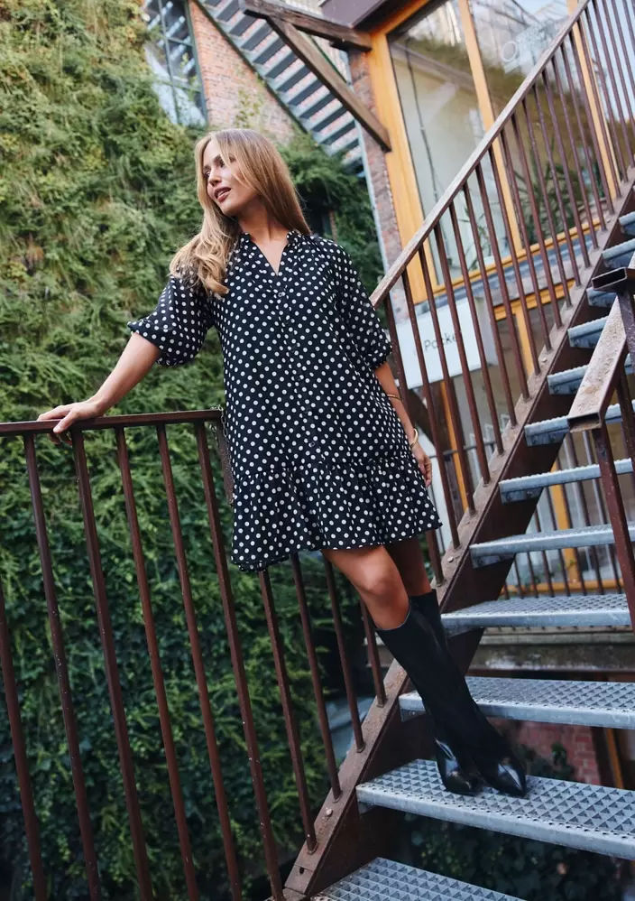 Robe courte à pois