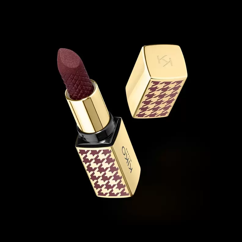 Matte Diaries Matte-À-Porter Lipstick 06