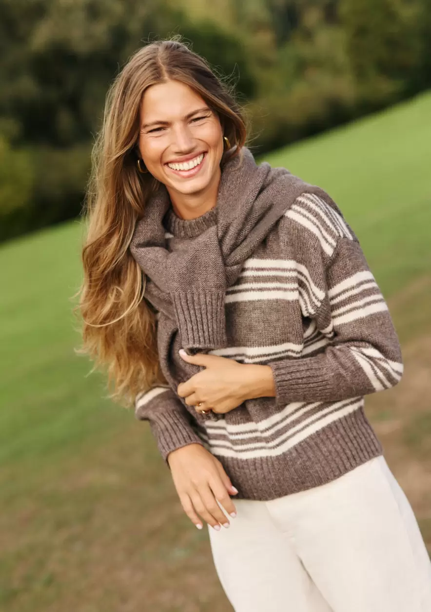 Pull côtelé à rayures