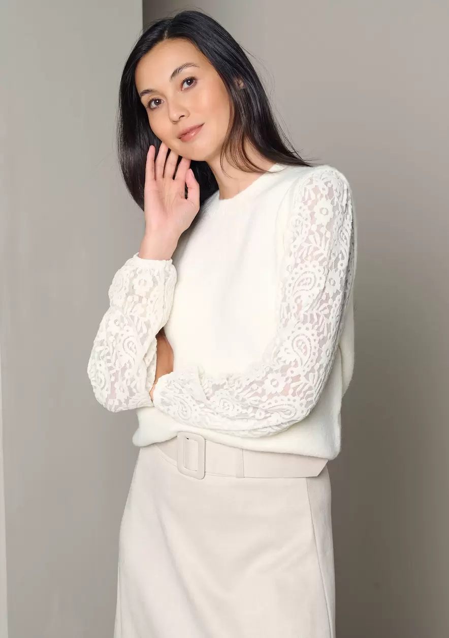 Pull à manches en dentelle