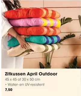 Zitkussen April Outdoor