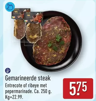 Gemarineerde steak Entrecote of ribeye met pepermariande