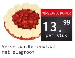 De - Verse aardbeienvlaai met slagroom