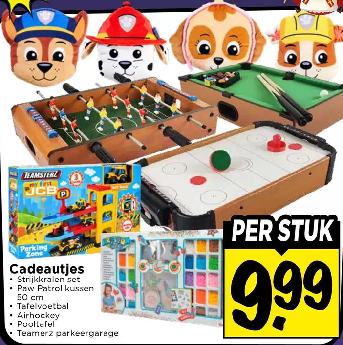 Paw Patrol - Cadeautjes: Strijkkwart set,  kussen 50 cm, Tafelvoetbal, Airhockey, Pooltafel, Teamerz parkeergarage