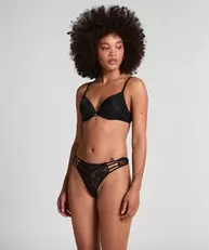 String Briar