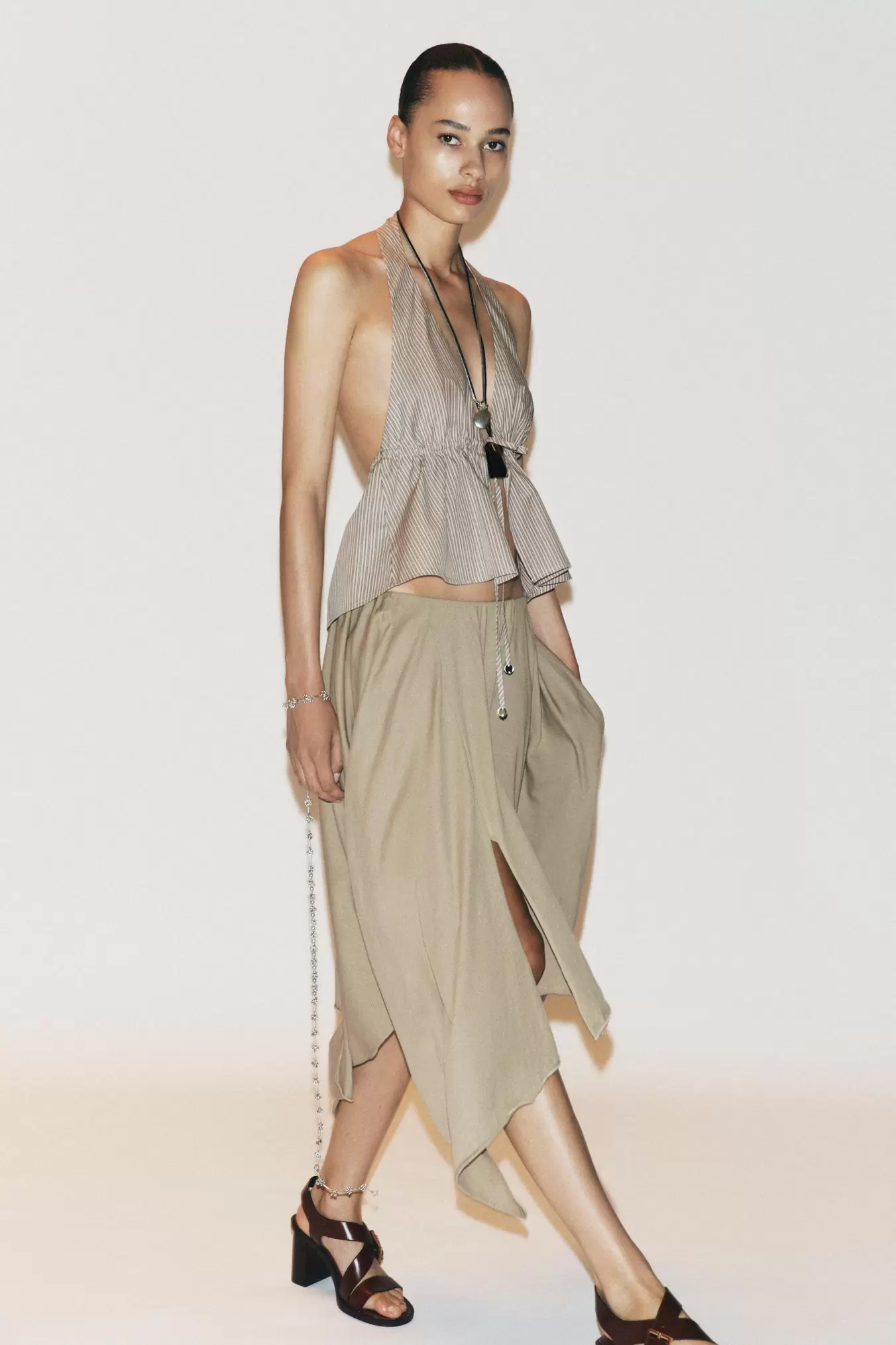 ASYMMETRISCHE MIDI-ROK