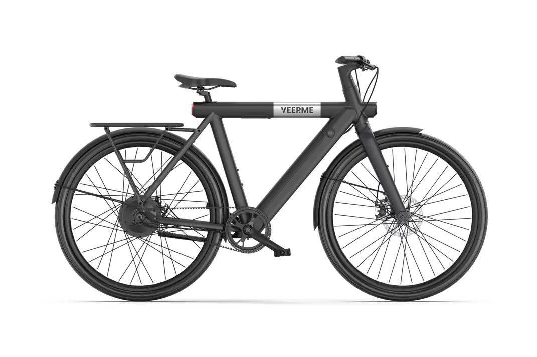 YEEP.ME Elektrische fiets DAY SPORT RC Zwart 28'' 80km 460Wh Riem, bagagedrager acht.