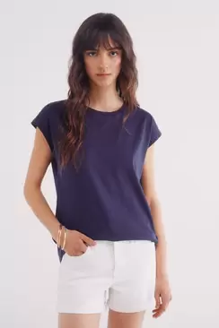 Crochet shoulders T-shirt