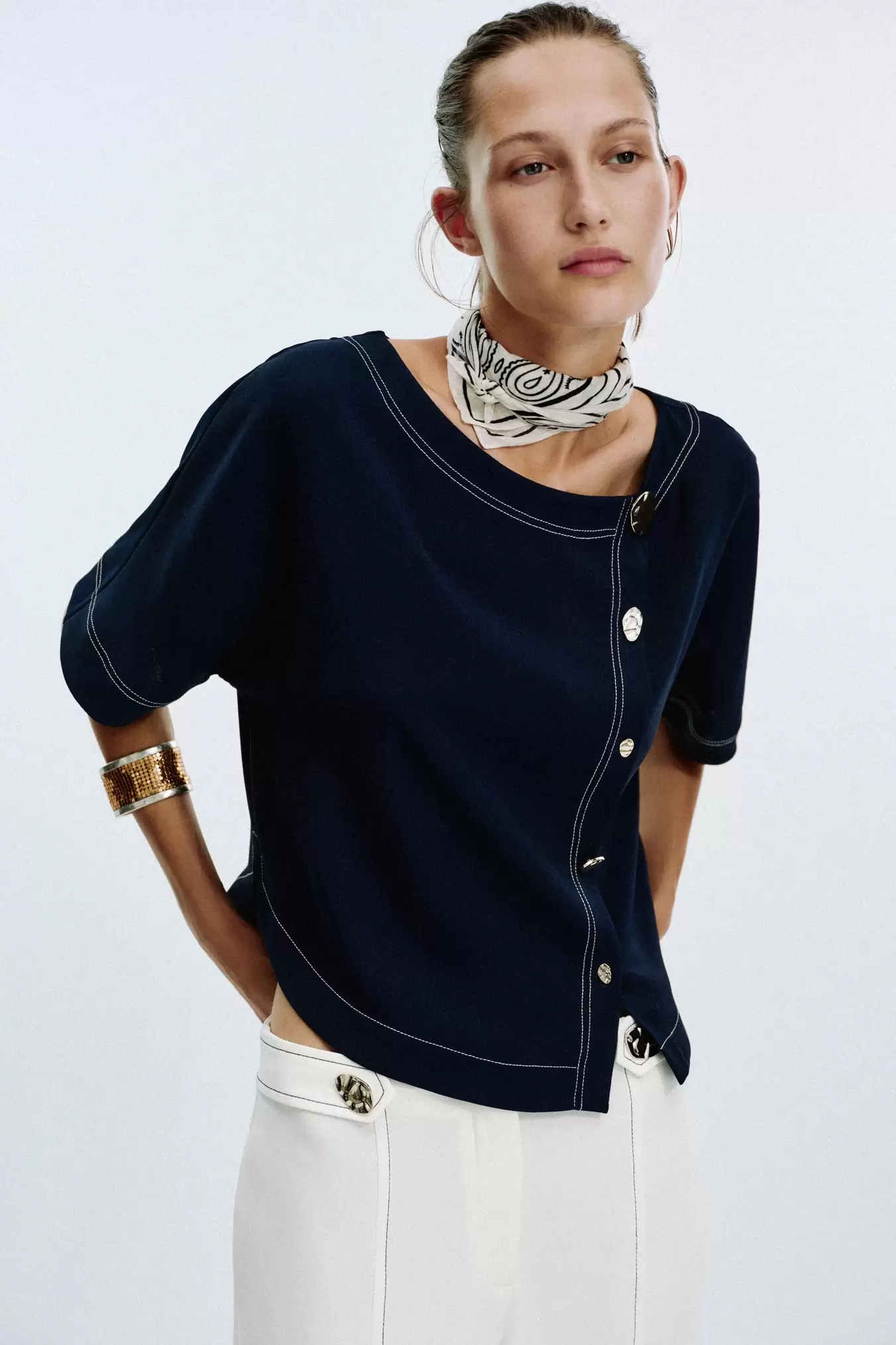 TOP MET SIERSTIKSELS