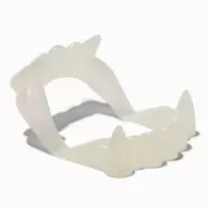 Glow in the Dark Fangs