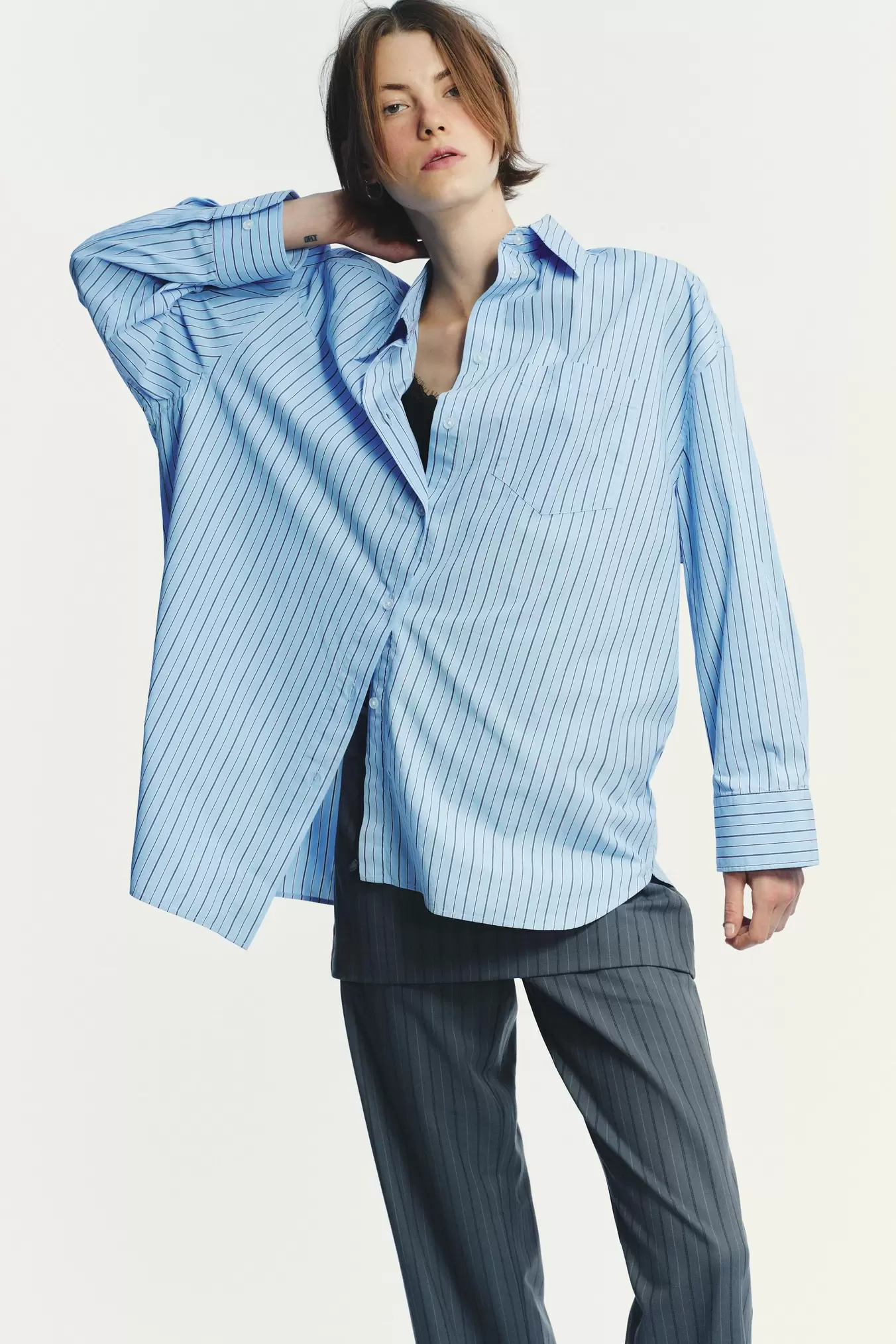 OVERSIZED POPELINE BLOUSE MET STREEPJES