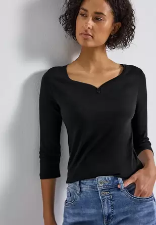 Basic shirt met knoopdetail