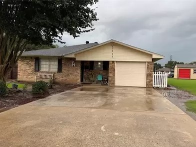 2312 Avenue B, Nederland, TX 77627