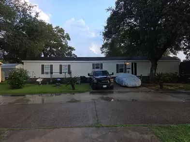 3300 Pine Ln, Nederland, TX 77627