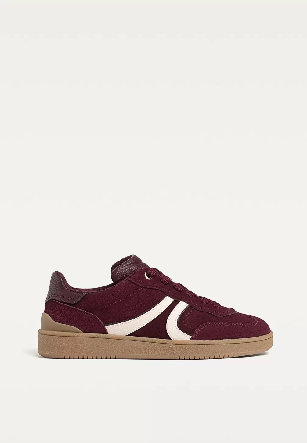 Casual sneakers leer