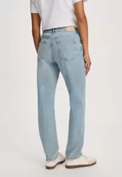 Liv Straight Jeans