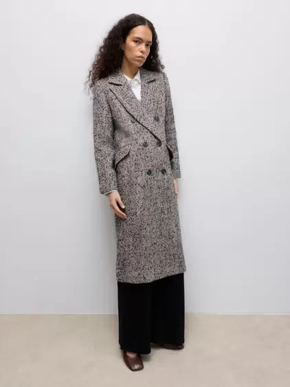 AWUMAYA Coat
