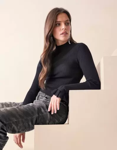 Frill Top Zwart