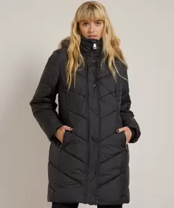 lange jas met gestept design