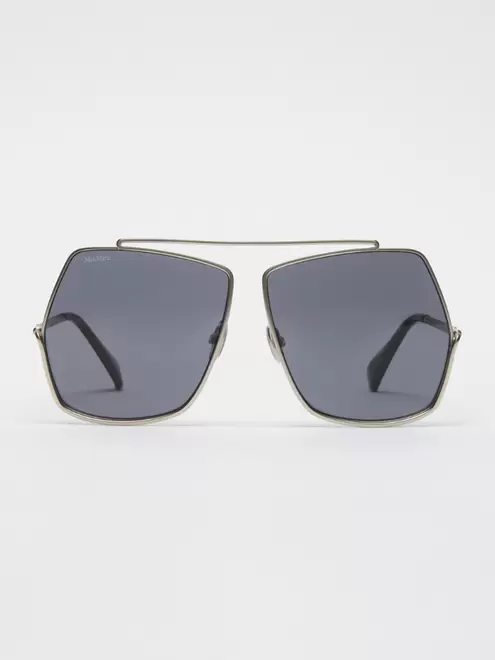 Oversized square sunglasses
