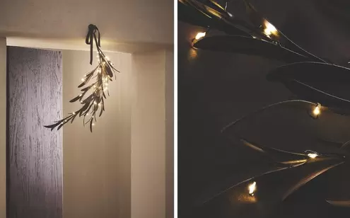 GROTE TAK MET BLADEREN EN LICHTJES