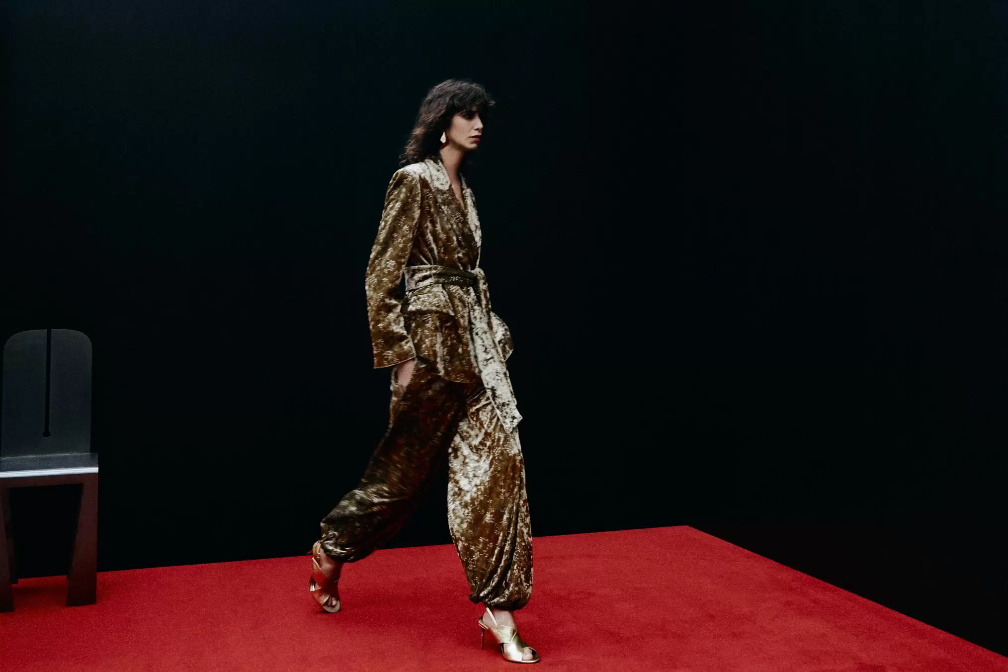 FLUWELEN BROEK MET METALLIC GAREN