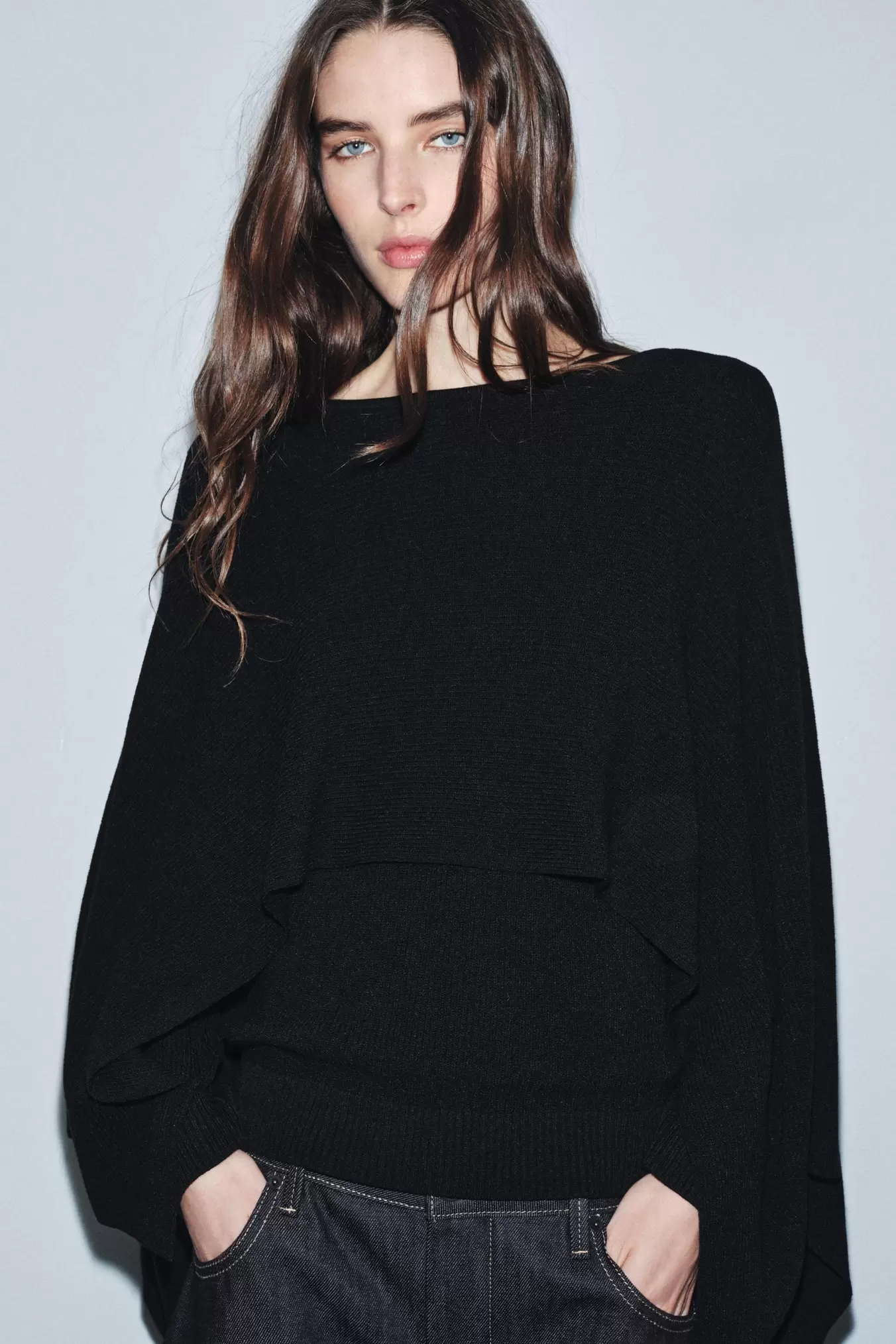 TRICOT TRUI MET CAPE