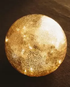 KLEINE KERSTBAL MET LED-LICHT