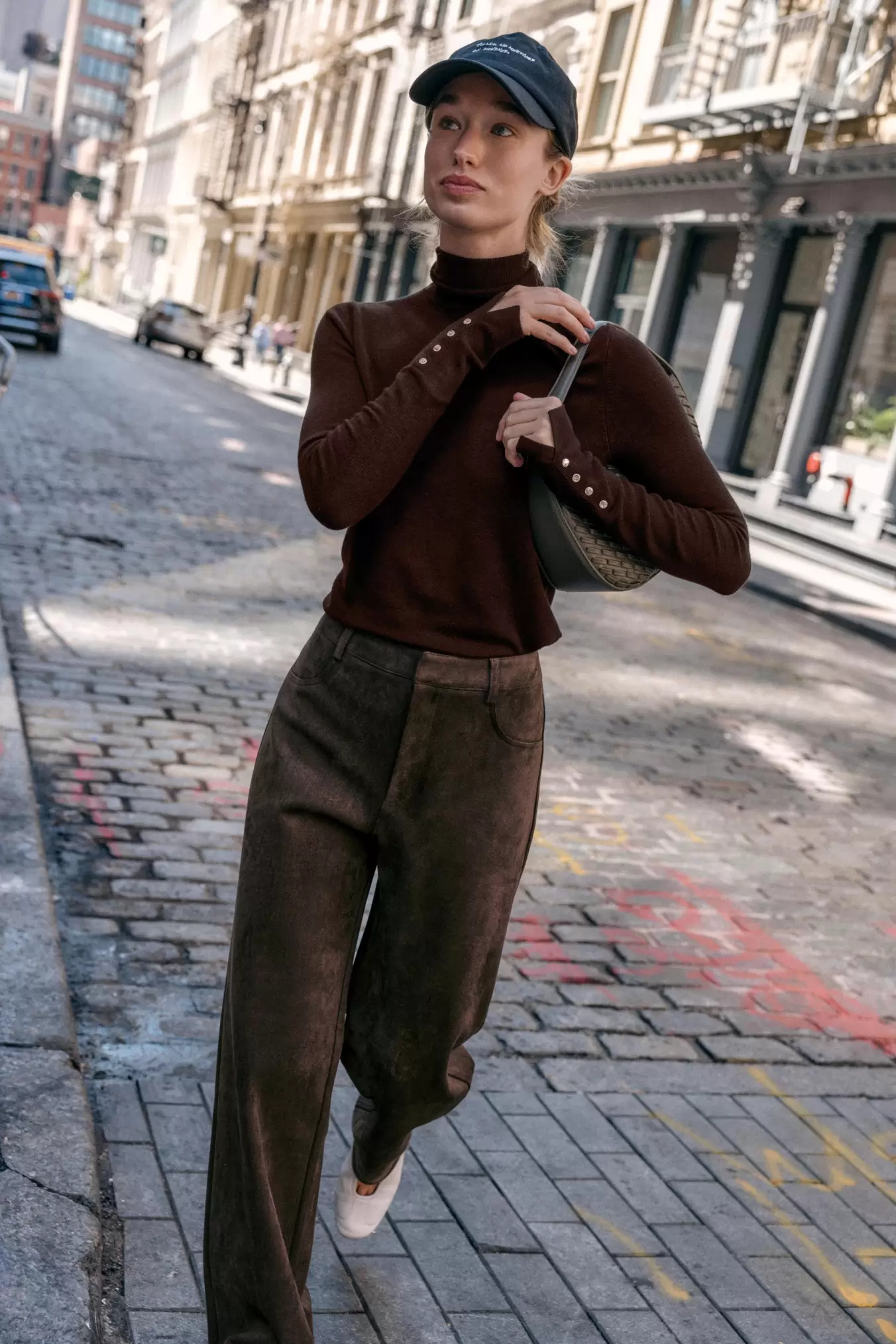 BASIC EFFEN TRICOT TRUI