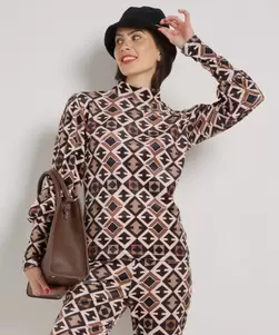 velvet turtleneck top pofmouw