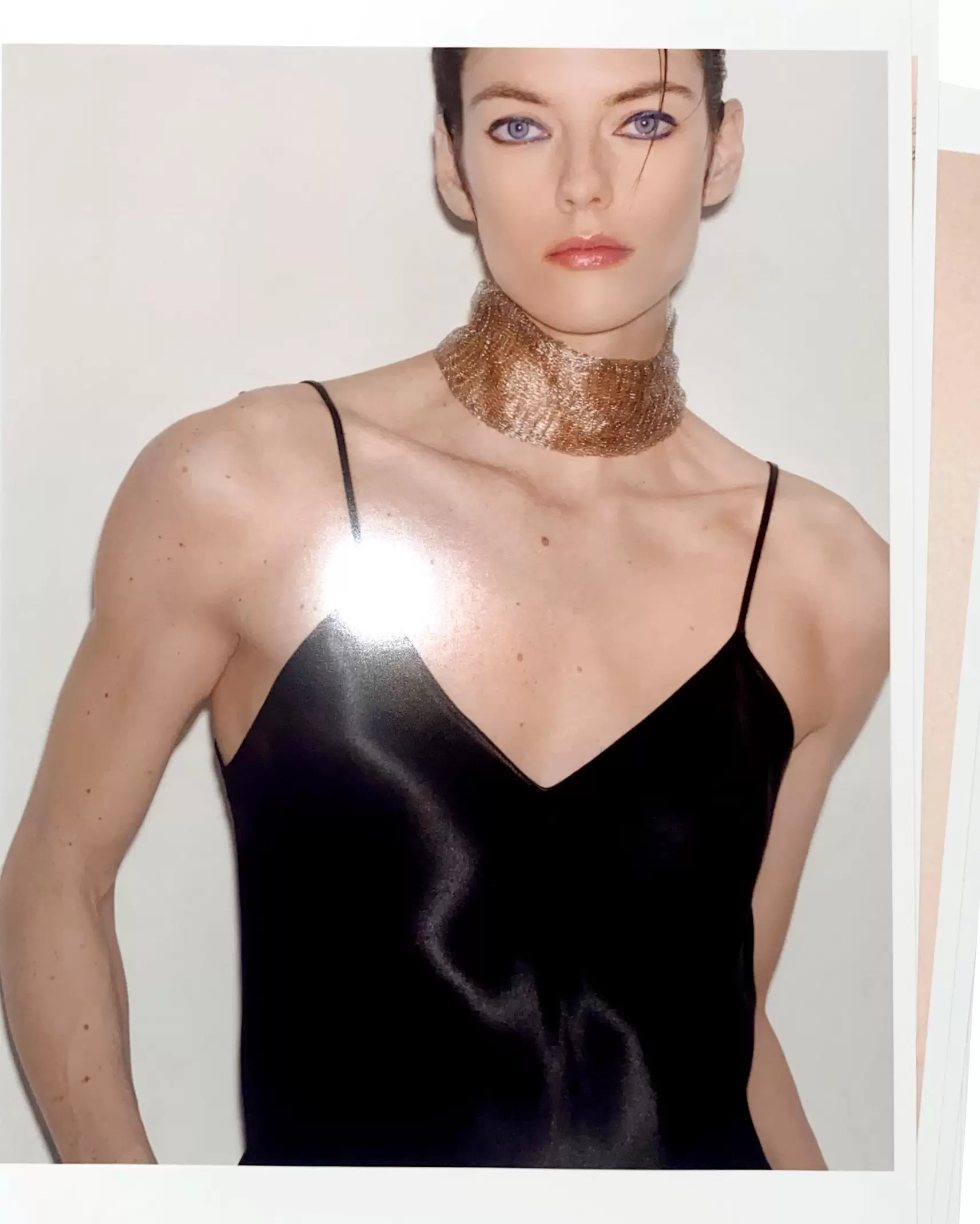 LIQUID EYELINER DONKERSTE BLAUW