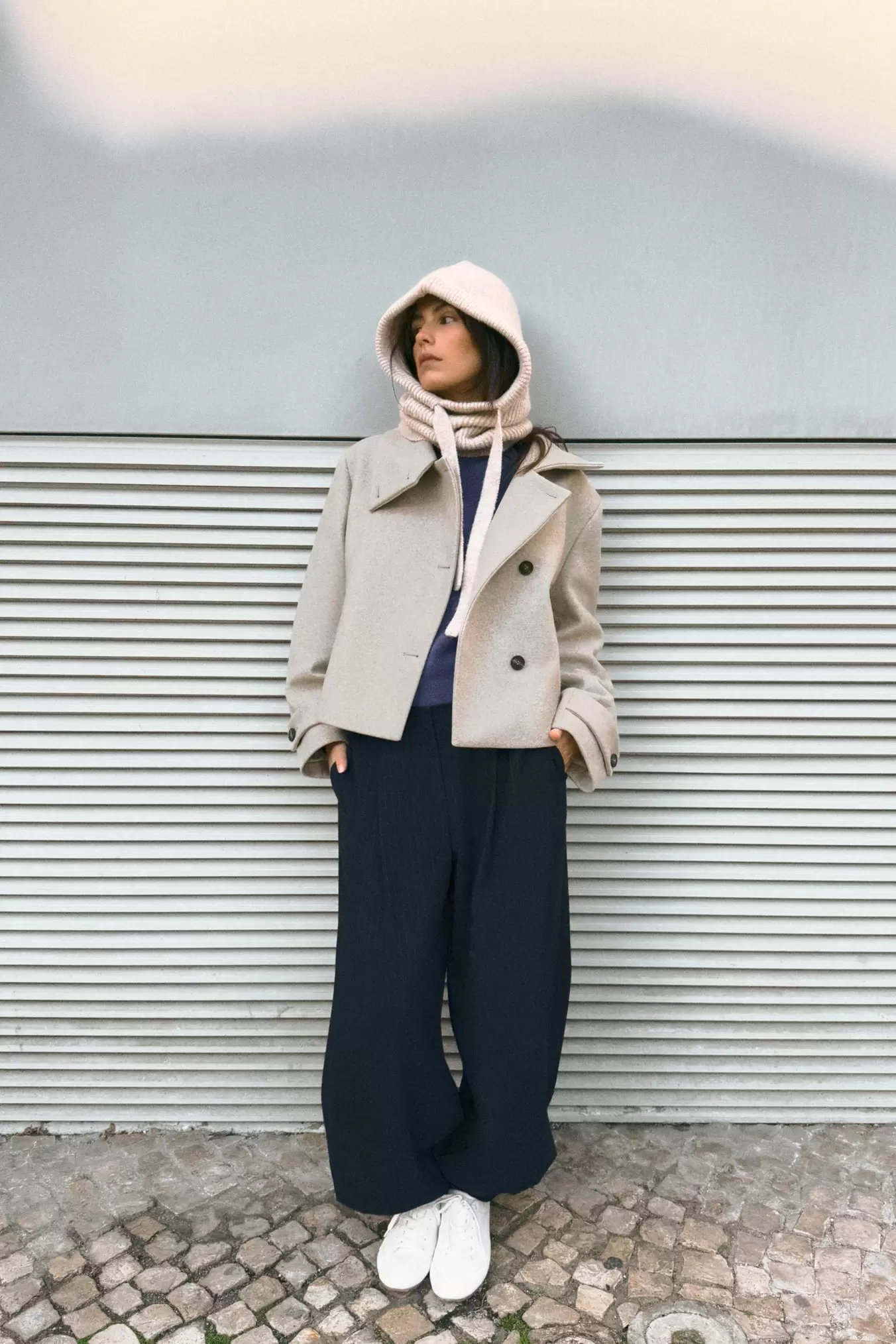 TRICOT GERIBDE CAPUCHONKRAAG