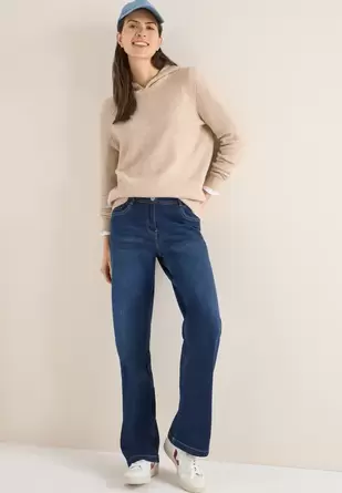 Zachte trui met capuchon