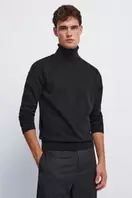 Jersey básico cuello alto