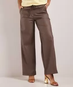 Wide fit broek lederlook