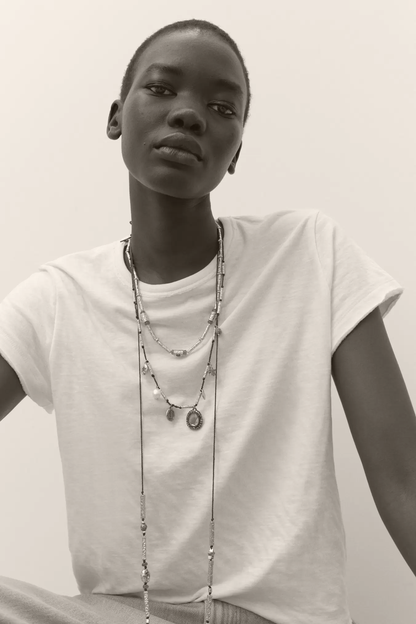 PACK 3 KETTINGEN MET KOORD, CHARMS EN SIERADEN