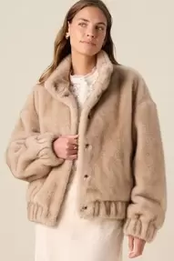 Lichtbruine faux fur jas
