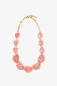 Lichtroze resin ketting