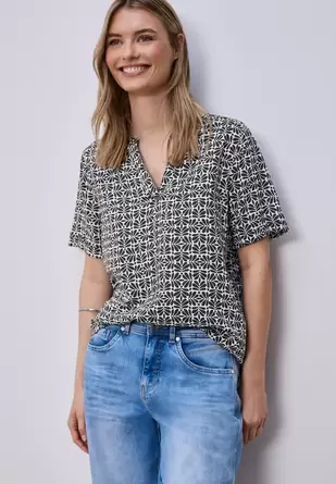 Blouse met korte mouwen en omslag