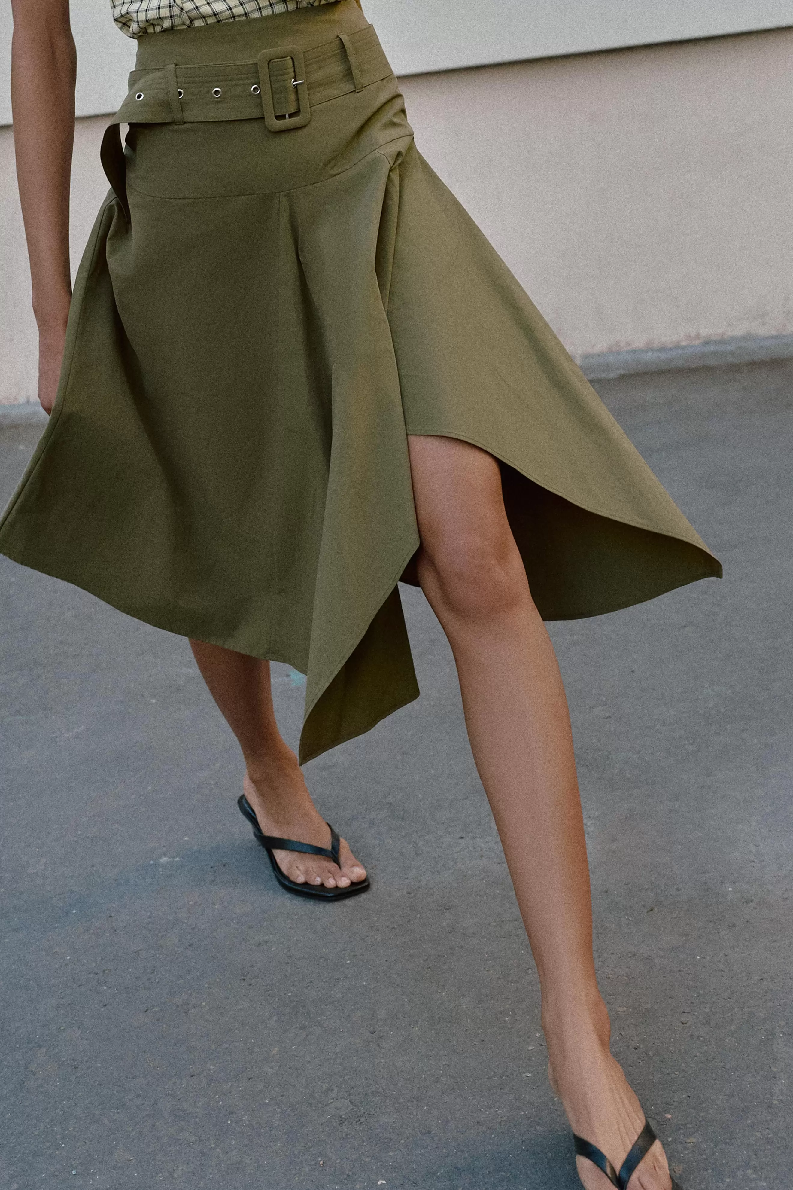 MIDIROK MET CEINTUUR