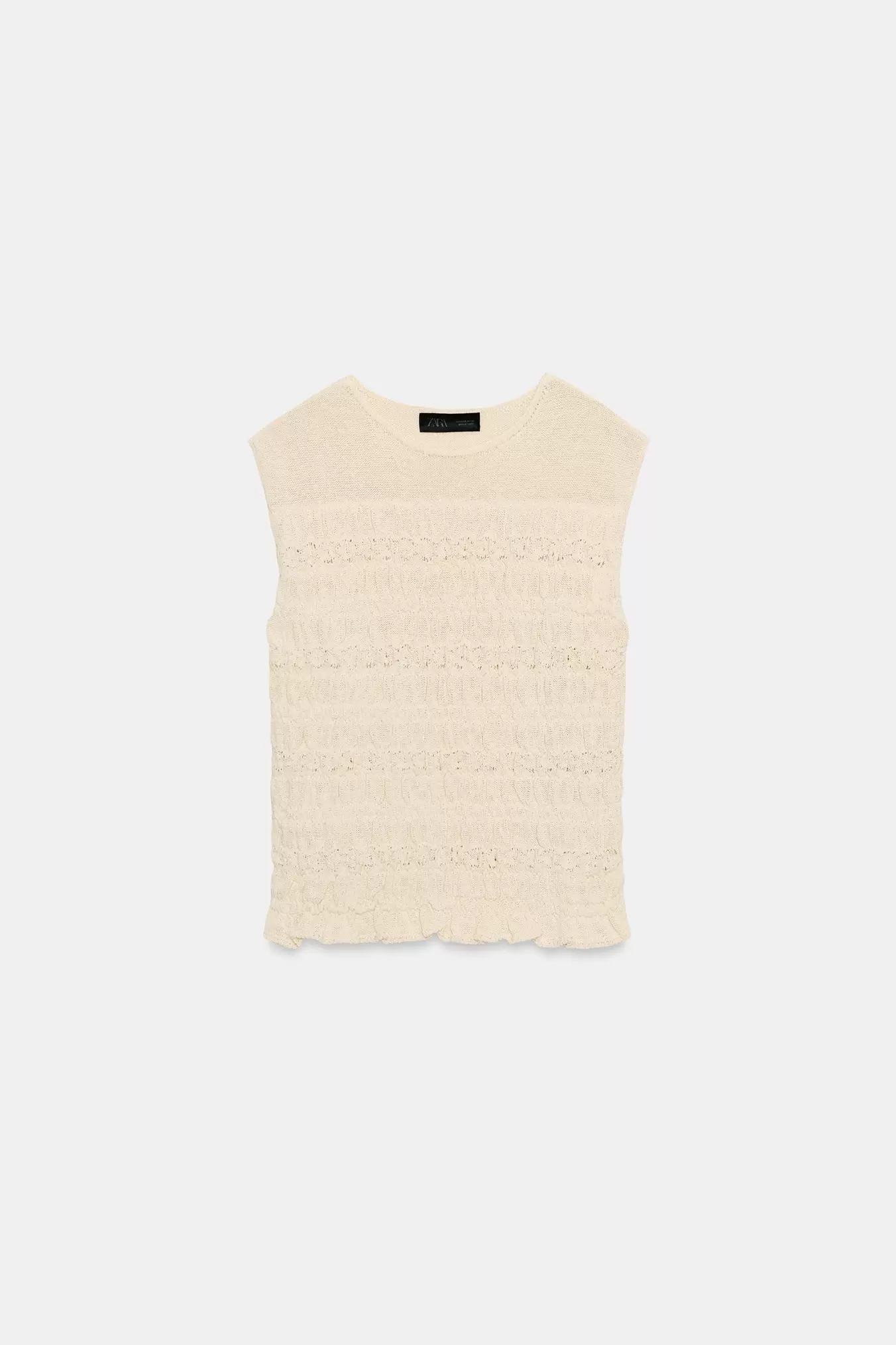 TRICOT TOP MET SMOKWERK