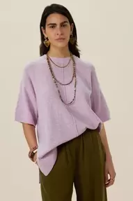 Lila gebreide trui met korte mouwen