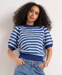 Gebreide trui met strepen