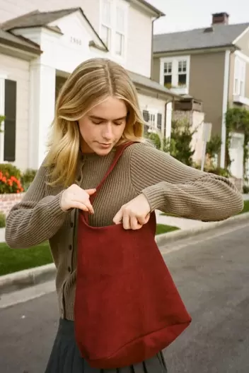 Product Name:Leather Bag