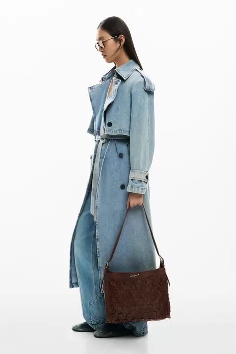 Middelgrote gevlochten tas