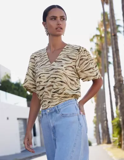 Crinkle Tijger V-Hals Top Lichtgeel