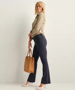 Flared fit broek travelstof